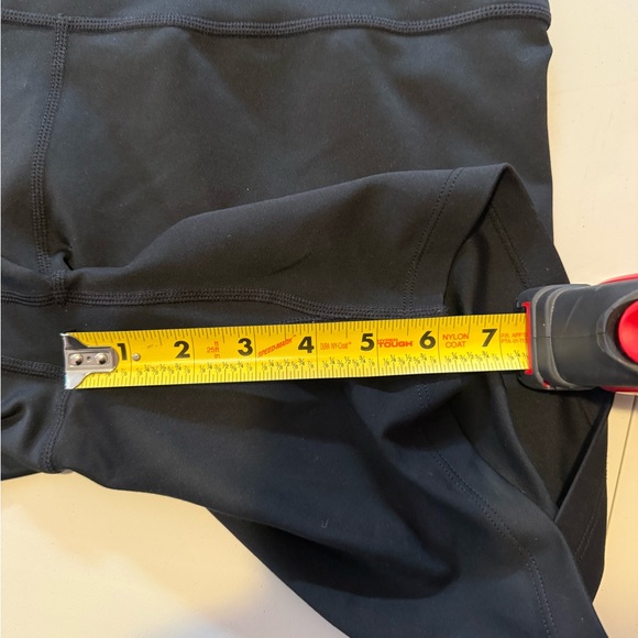 Nike Women's Dri Fit Black Bike Shorts size XL - Picture 4 of 5